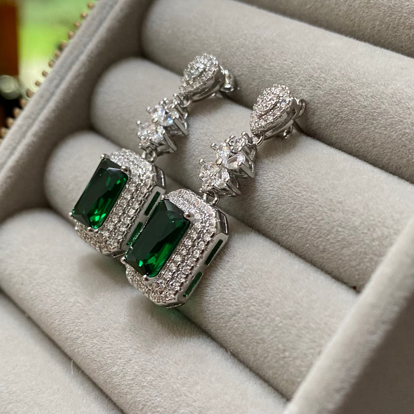 Aretes Gia