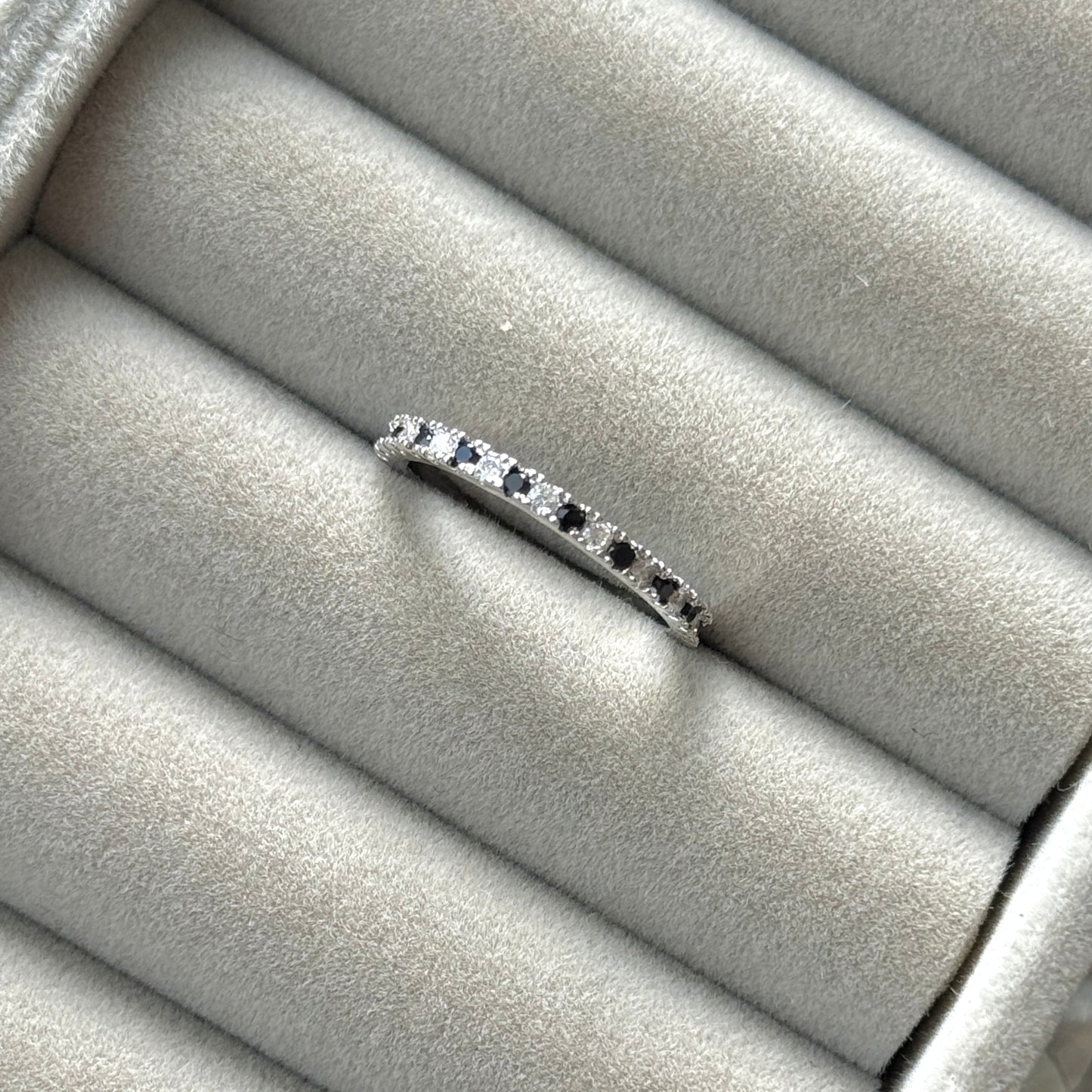 Anillo Noir