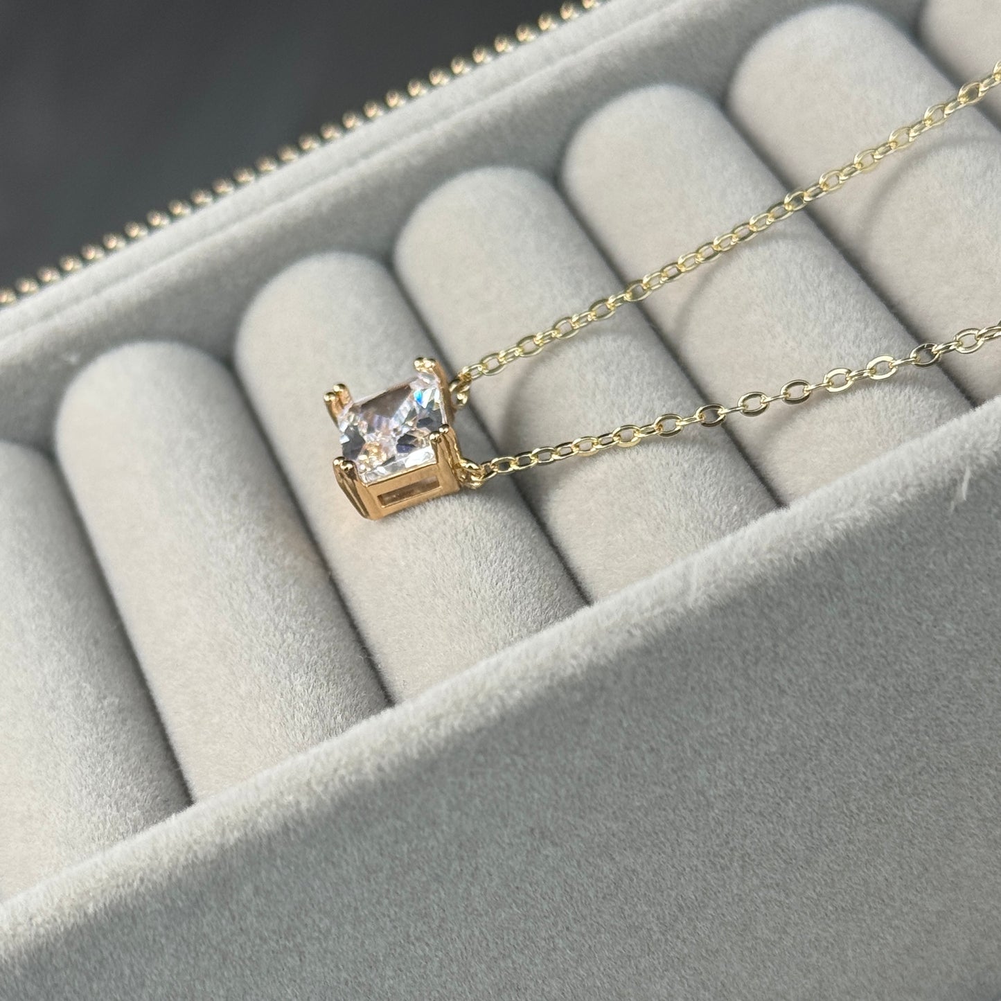 Collar Gold