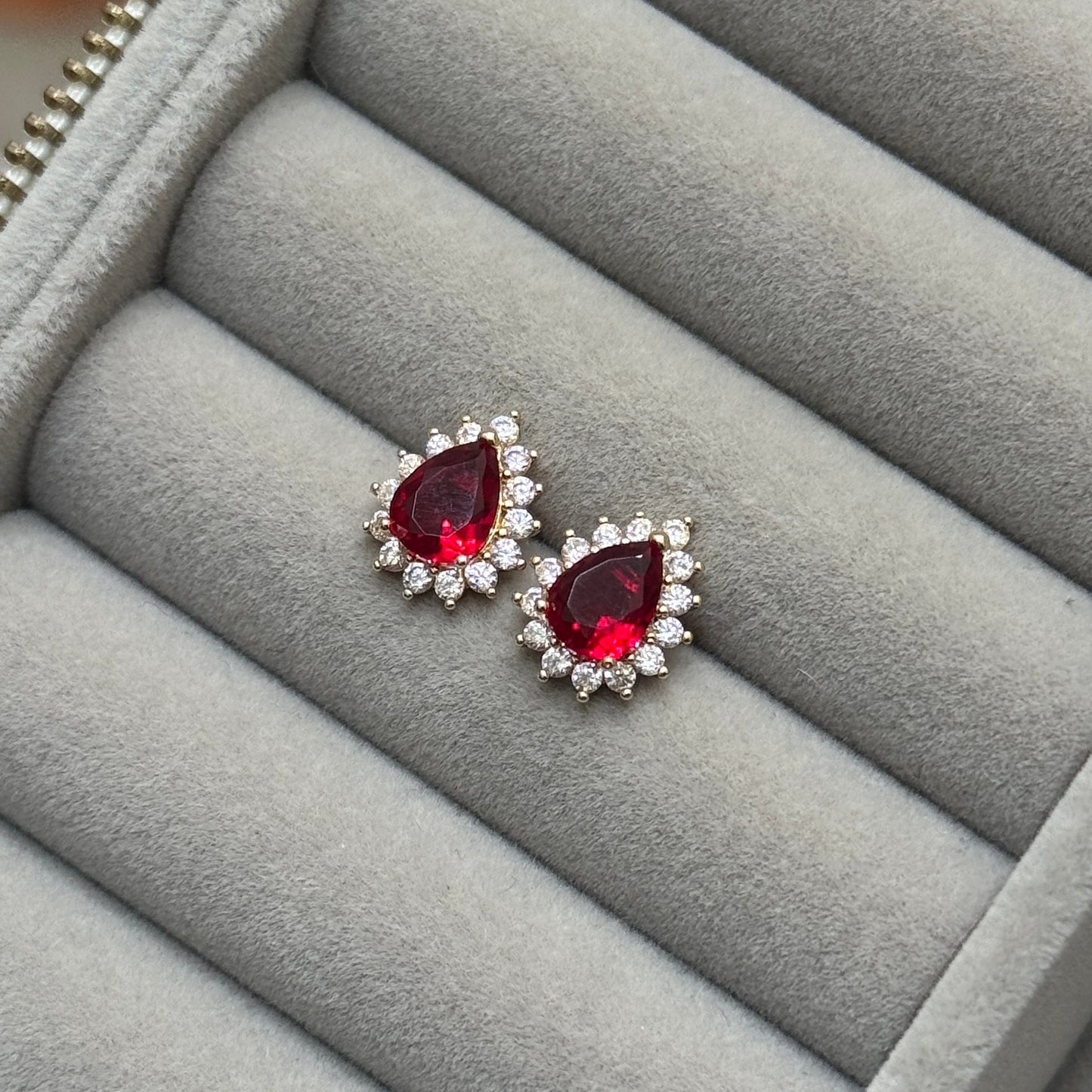 Aretes Granada