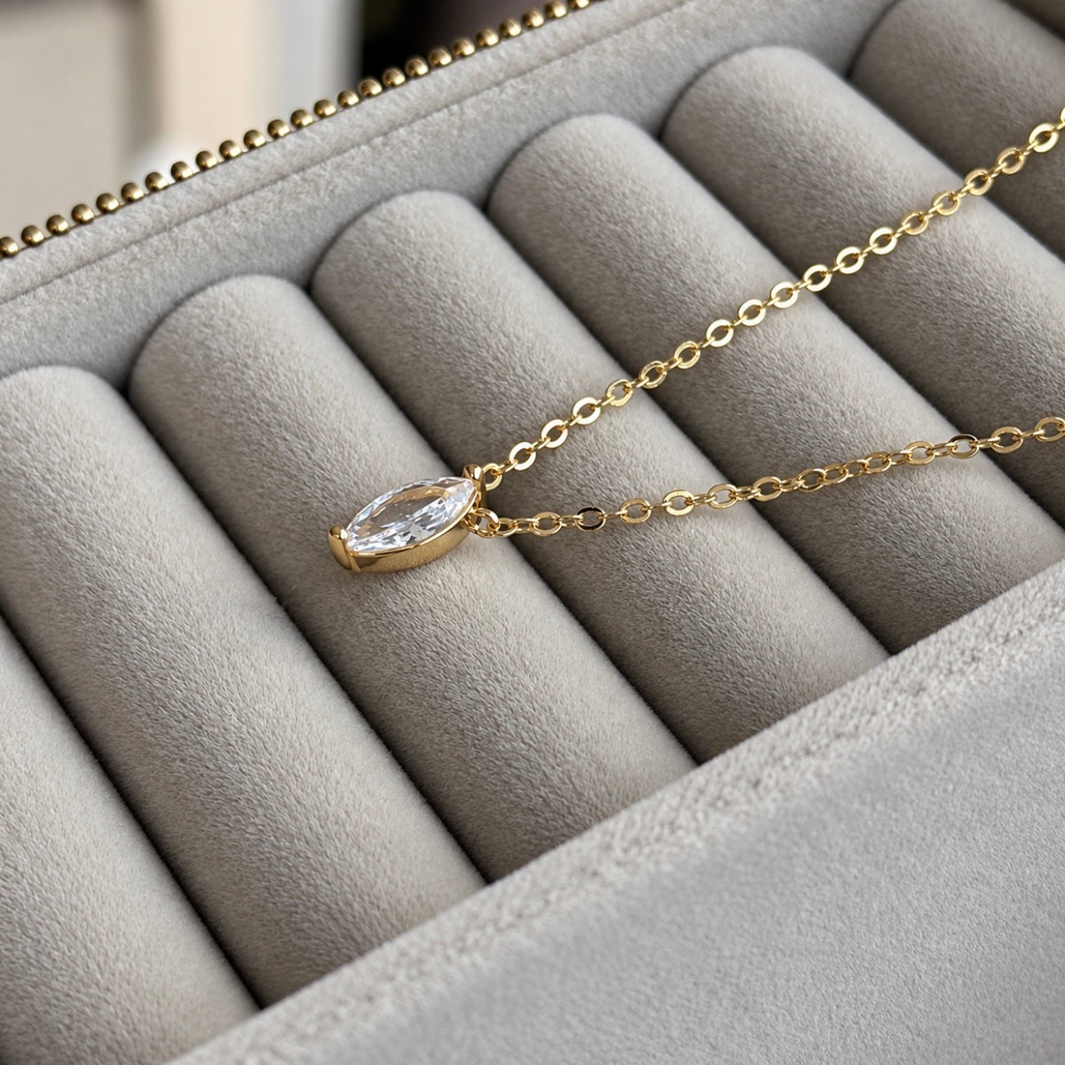 Collar Amelia