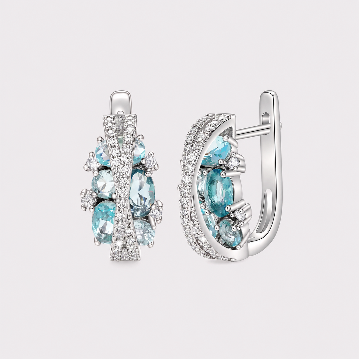 Aretes light blue